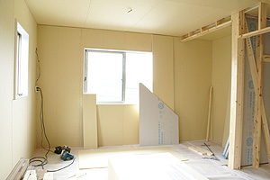 素敵な家の写真レポート☆７月２日の工事「階段つきました」