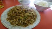 アモイ厦門廈門で濃いいソース焼きそば美味しいな。ご飯に合う焼きそばとしては日本一の座をキープ。