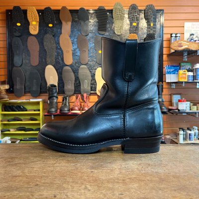 レッドウィング/Redwing専門修理のBECKMAN:1180ペコスブーツ×Vibram