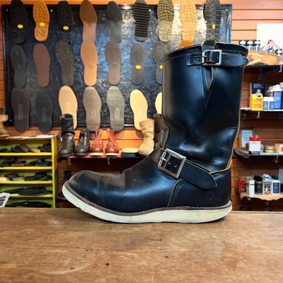 レッドウィング/Redwing専門修理のBECKMAN:2966ソフトトゥ・エンジニアブーツ×Vibram#1276シエラソール+丸洗い