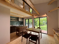 松が枝の家 ～薪ストーブと緑のある暮らし～　家具設置
