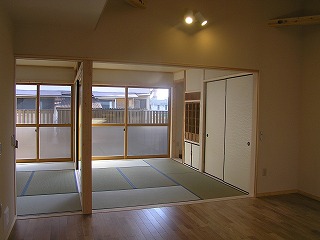 松江Ⅱの家、和と洋のくつろぐ空間のある家