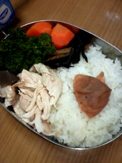 ゆで鳥弁当にゃ