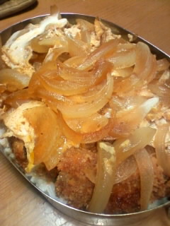 カツ丼弁当にゃ～