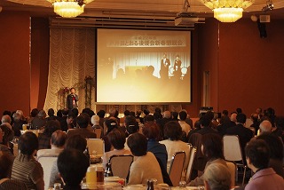 「行動する保守へ！」平成２２年新春懇親会