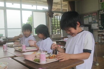 矢野小オープンスクール2－給食