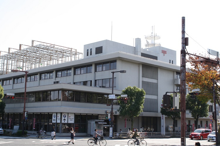 写　遊　姫路　姫路城東側の街並み