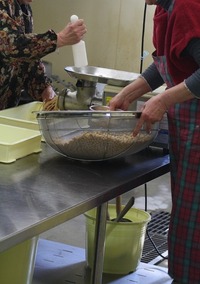 味噌作り　２